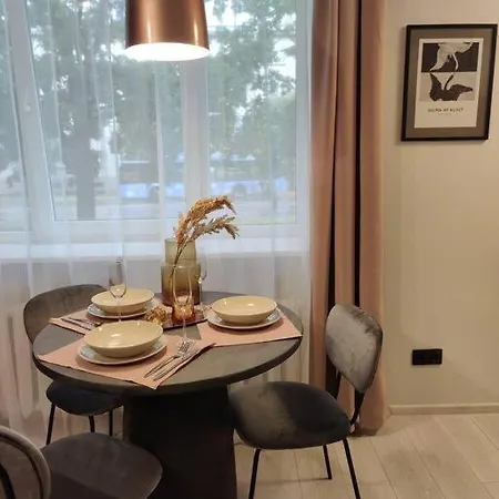 Super Asukohas Modernne Korter! * بارنو